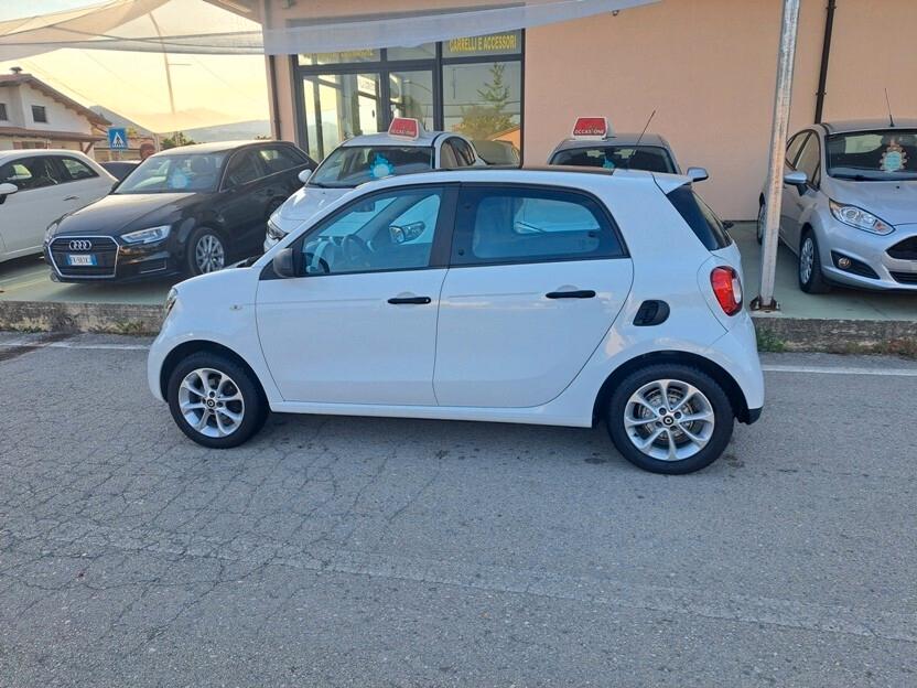 Smart ForFour 1.0 Passion Total White PELLE/TETTO