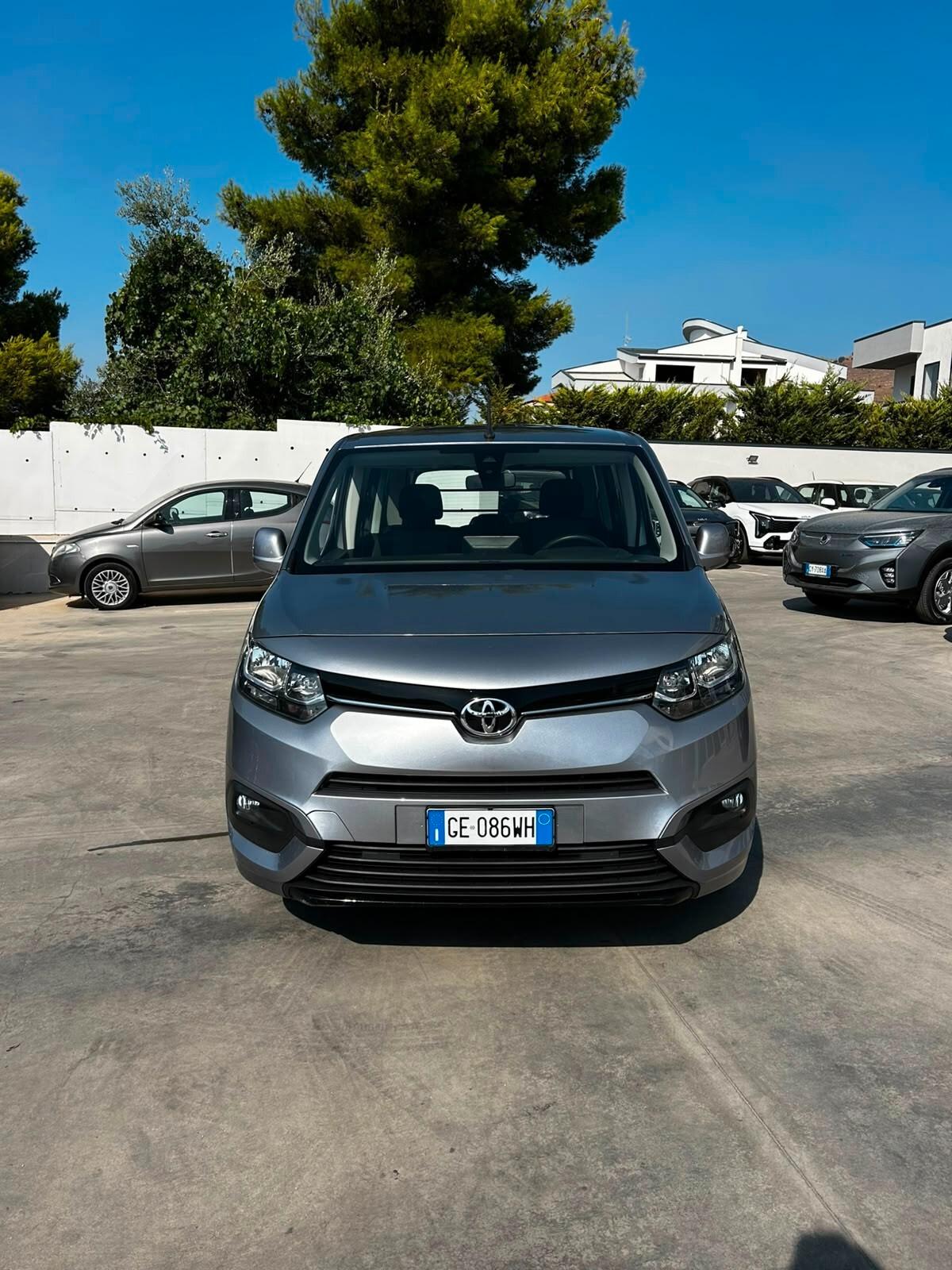Toyota Proace Verso 1.5D L0 D Lounge