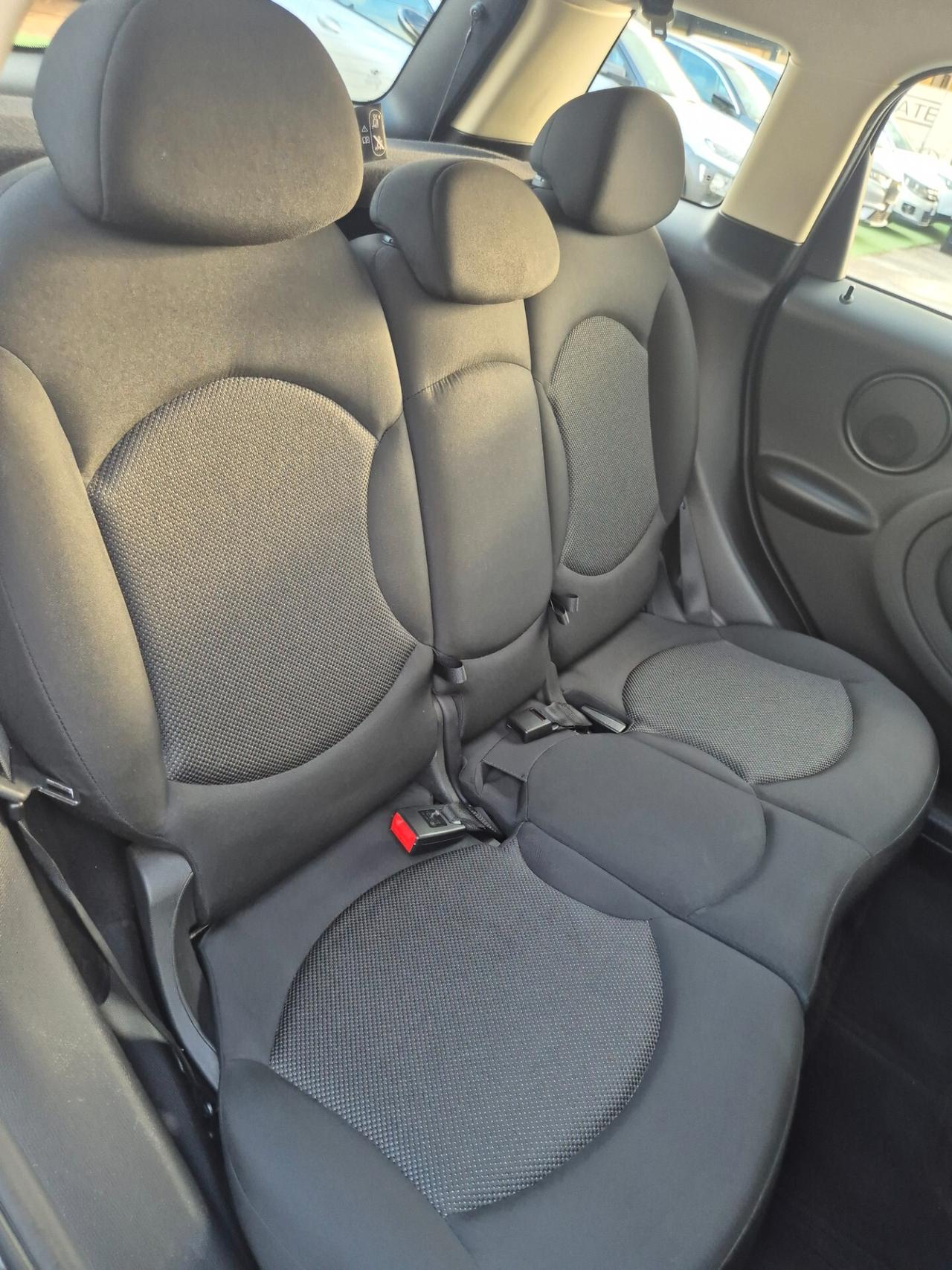 Mini Cooper Countryman 1.6 D 110cv