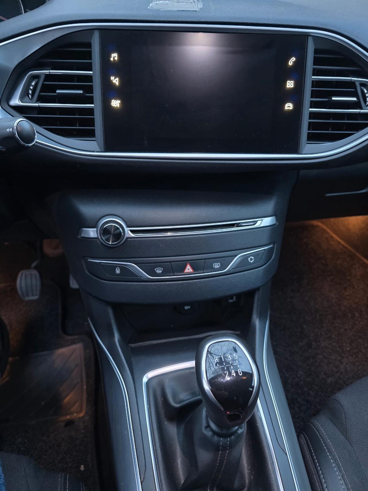 Peugeot 308 full bellissima garantita 36 mesi