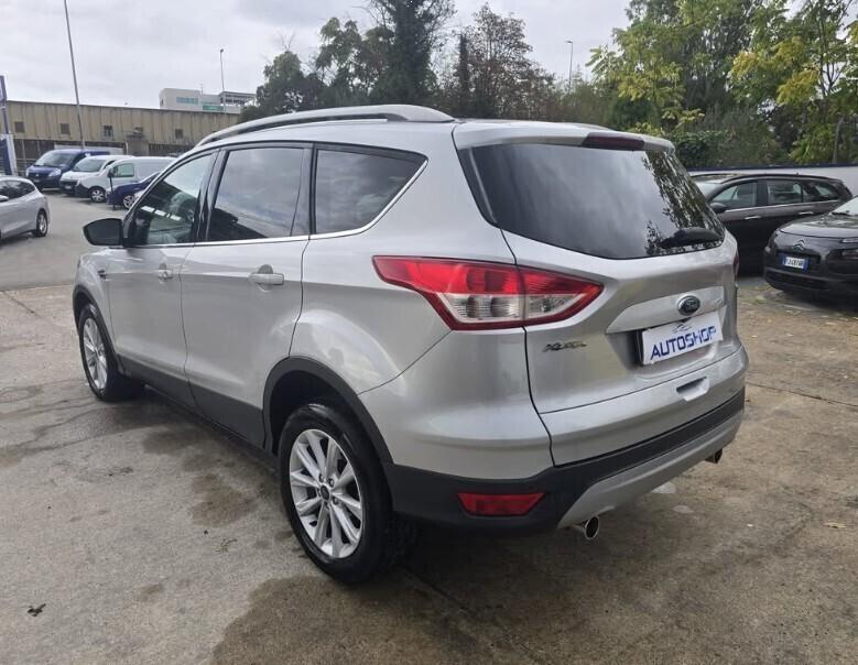 Ford Kuga 2.0 TDCI 120 CV S&S 2WD Titanium