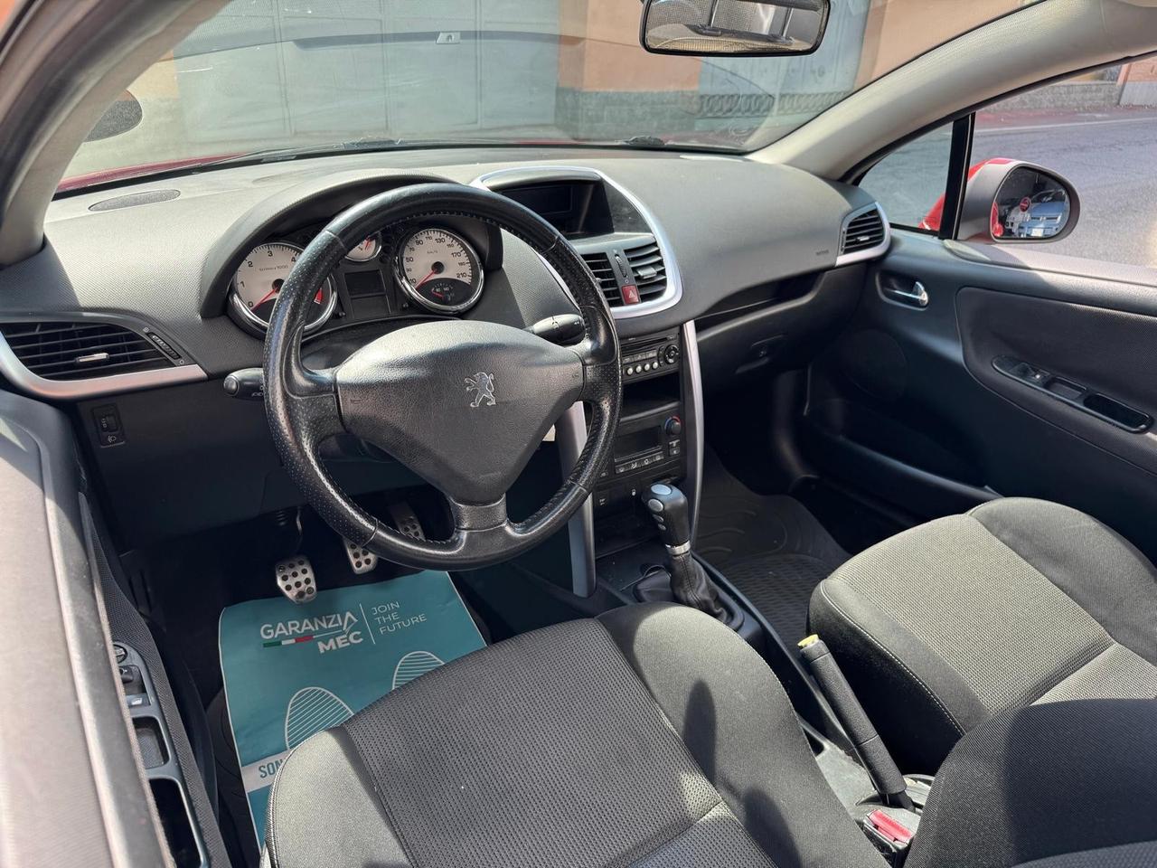 Peugeot 207 1.6 HDi 110CV CC