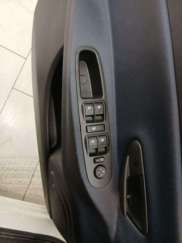 Lancia Ypsilon 1.0 firefly hybrid Gold s&s 70cv 5p.ti