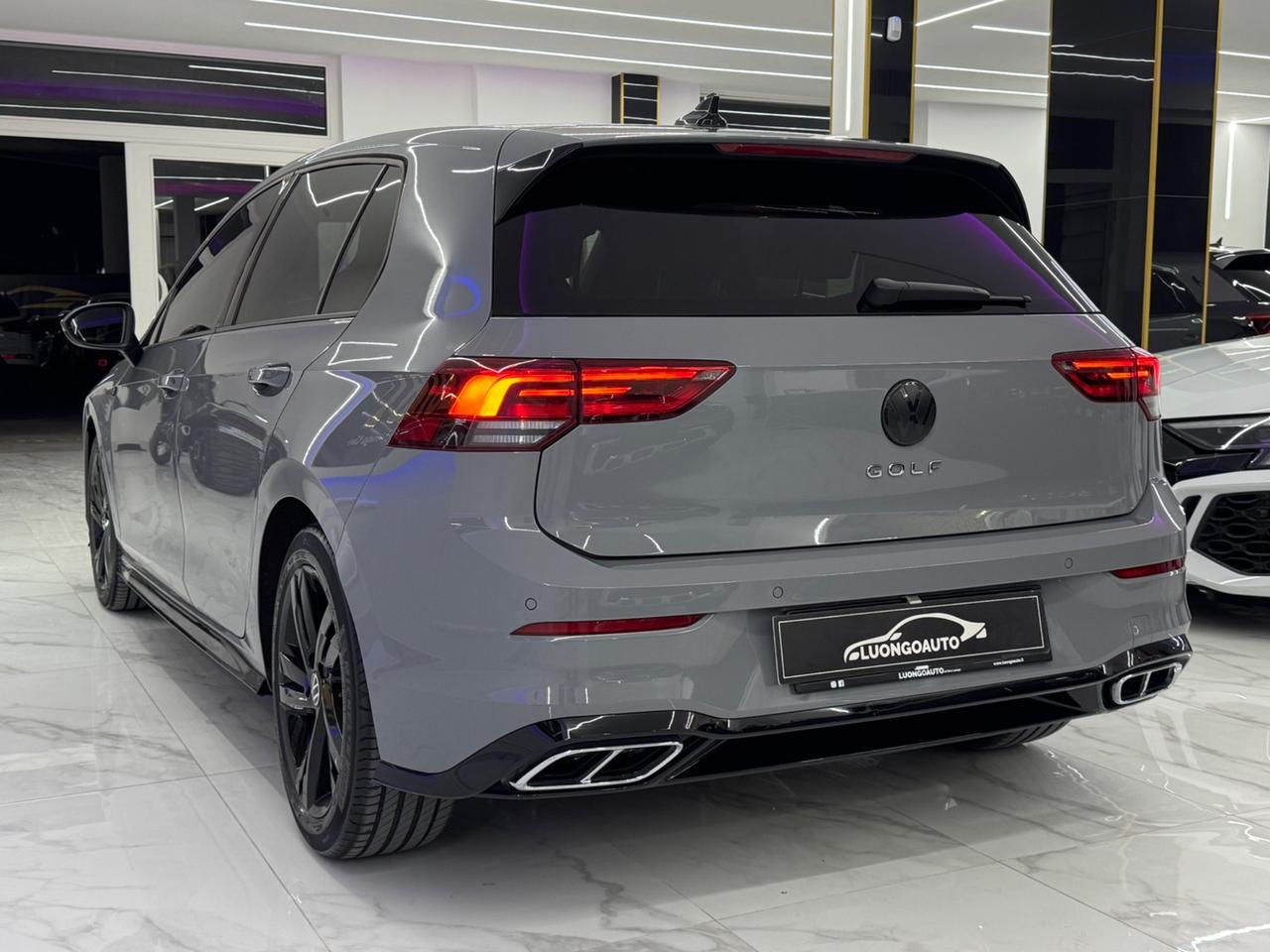 Volkswagen Golf 1.5 eTSI 150Cv DSG R-Line