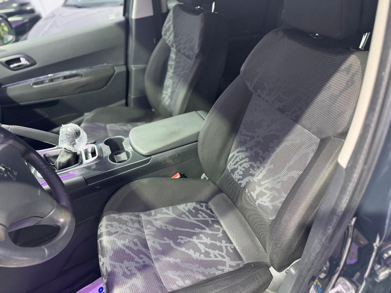 Peugeot 3008 1.6 HDi 110CV Premium