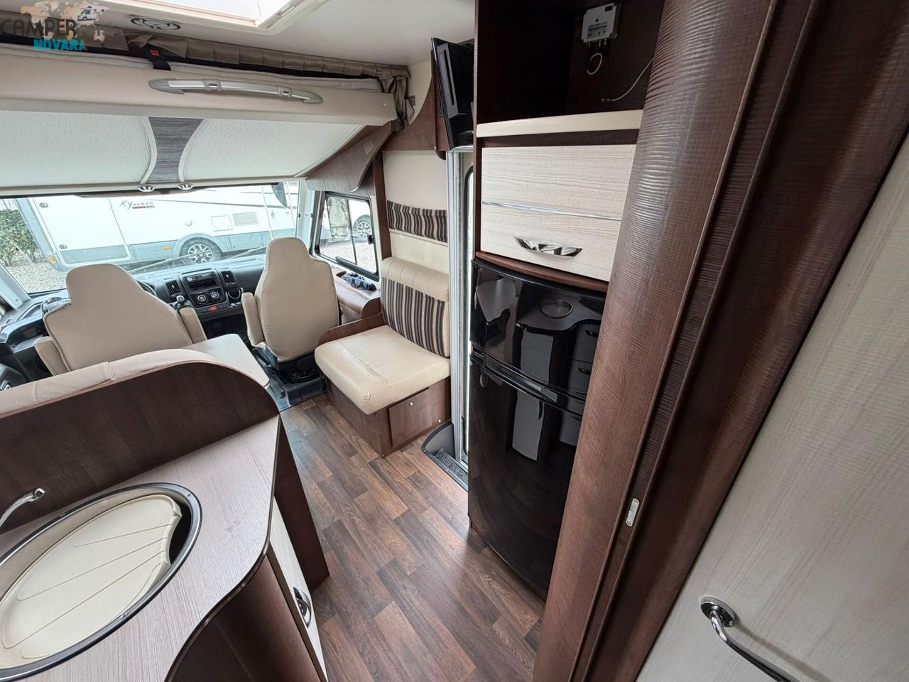 MCLOUIS NESS 73G - MOTORHOME CON LETTI GEMELLI IN CODA