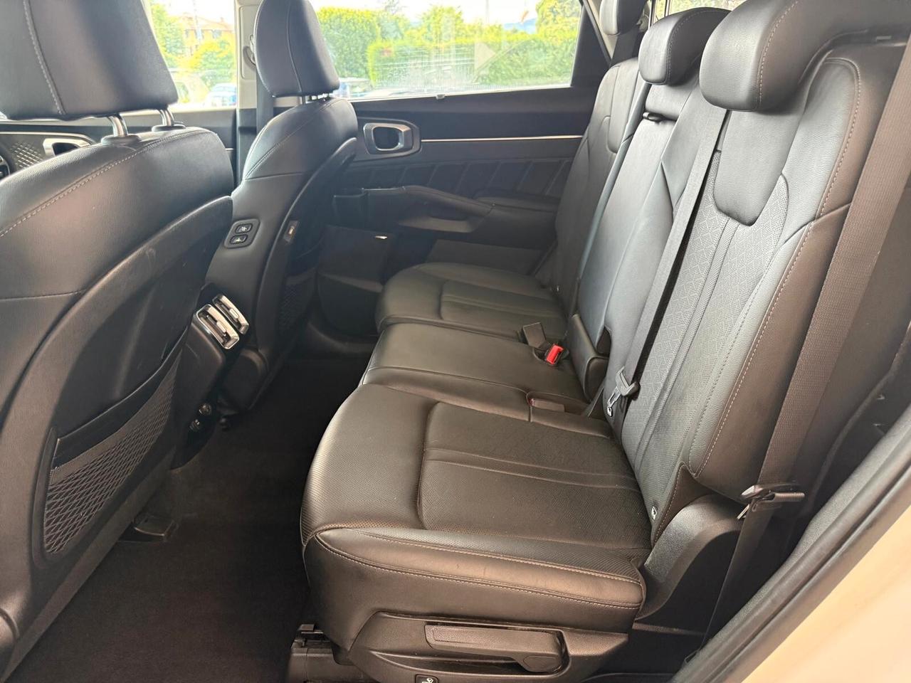 Kia Sorento 1.6 T-GDi PHEV AT6 4WD Evolution