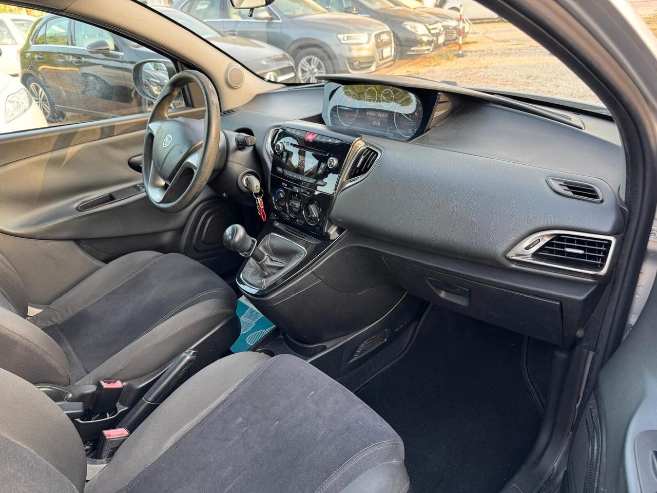LANCIA - Ypsilon - 1.2 69 CV 5p. GPL - NEOPATENTATI - FINANZIABILE - PERMUTE