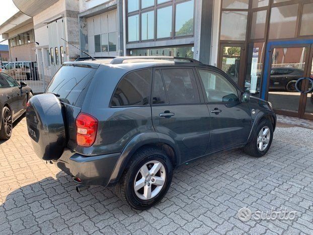 Toyota RAV 4 2.0 D4 cv115