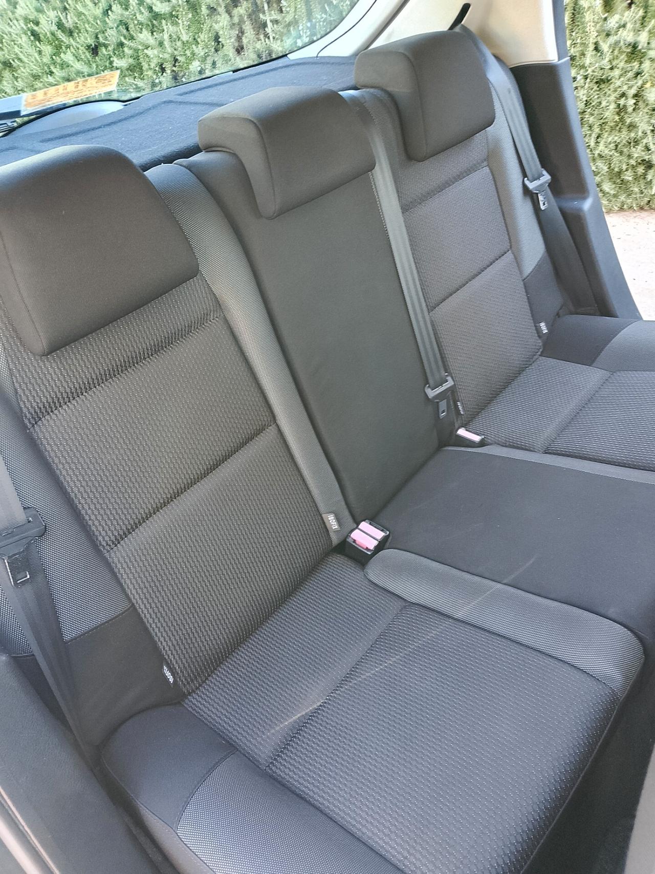 Peugeot 207 1.4 HDi 70CV 5p. X Line Business