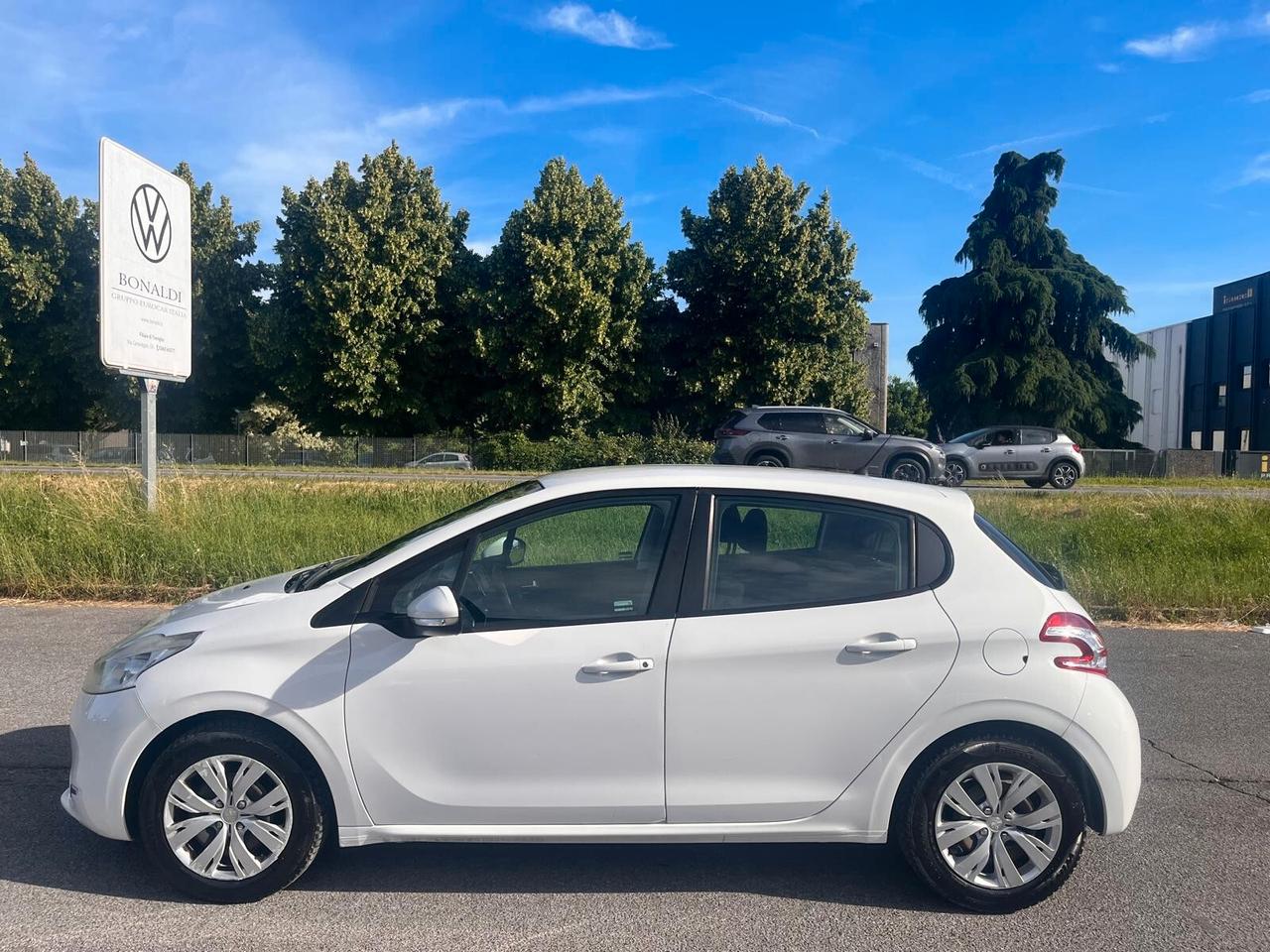 Peugeot 208 1.4 HDi 68 CV 5 porte Access