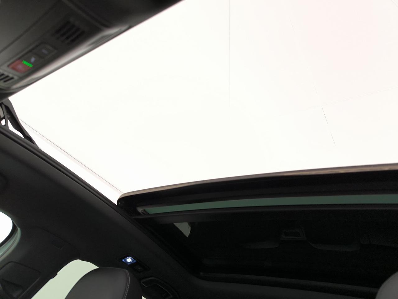 Volkswagen T-Roc 1.5 tsi r-line dsg