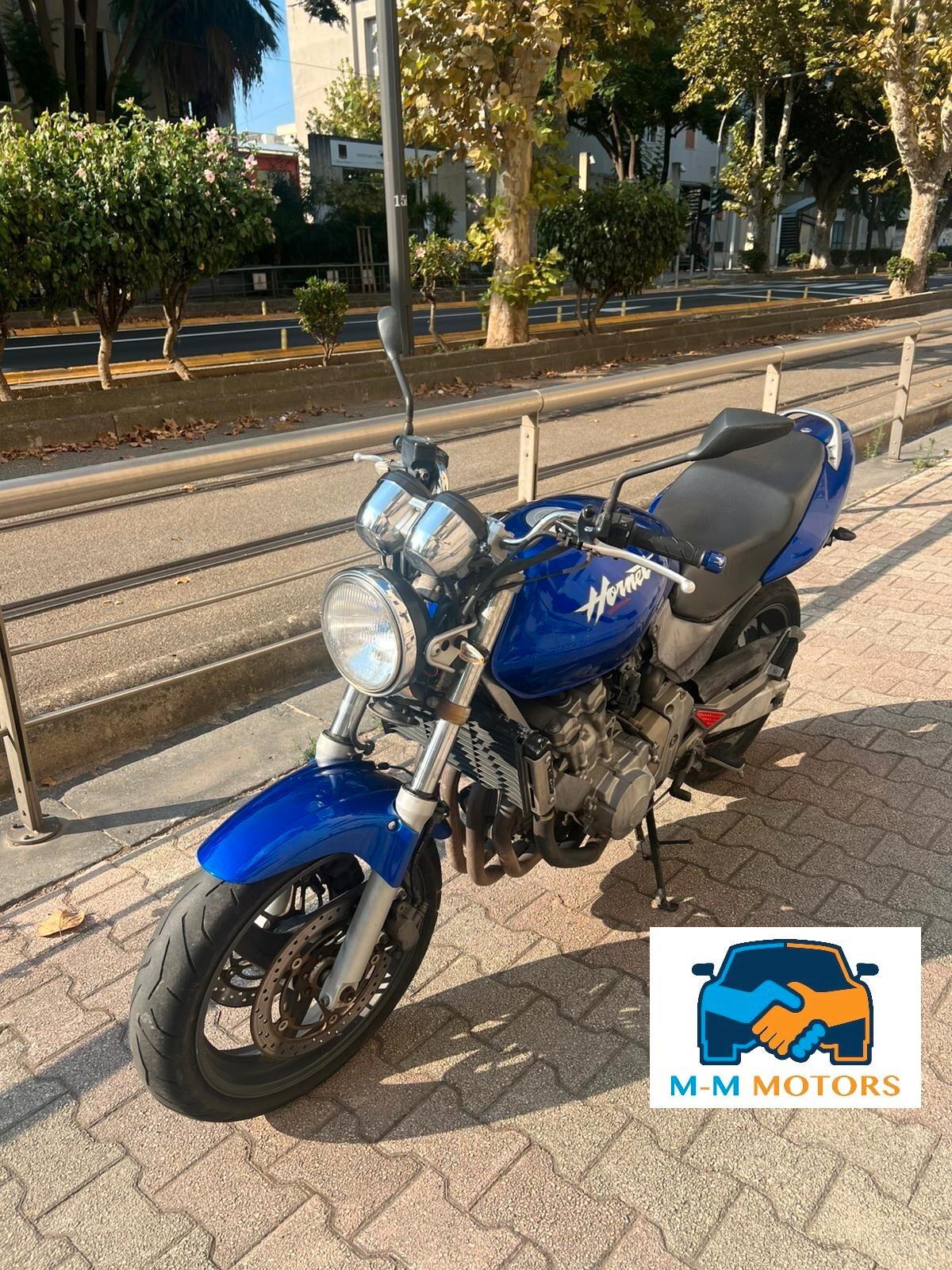 Honda Hornet 2000 edition