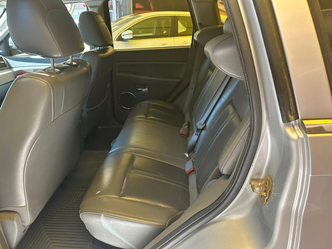 Jeep Grand Cherokee 3.0cc diesel 12 mesi gara-2007