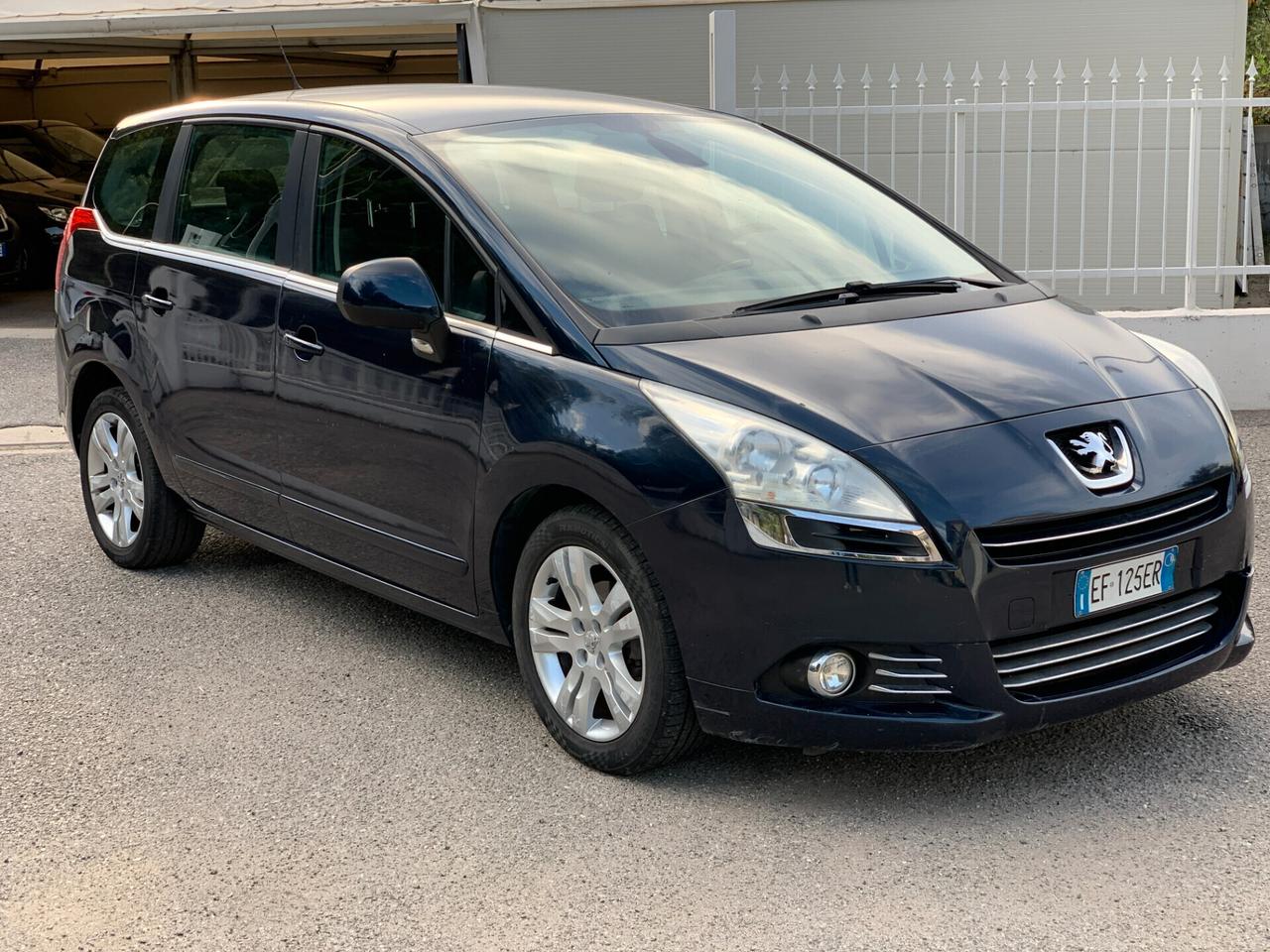 Peugeot 5008 1.6 HDi 112CV Premium 7 Posti