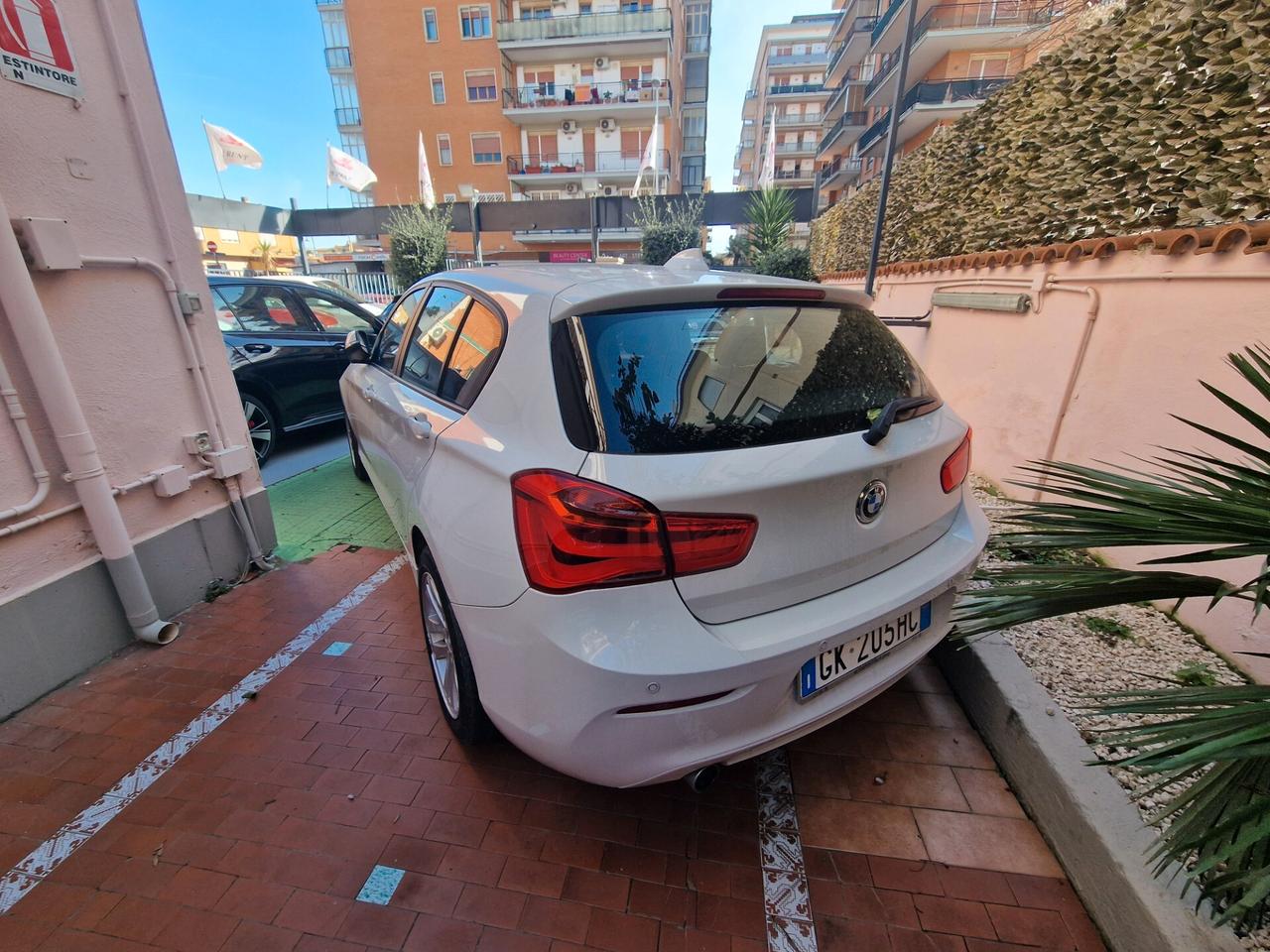 Bmw 116 116d 5p. Attiva perfetta