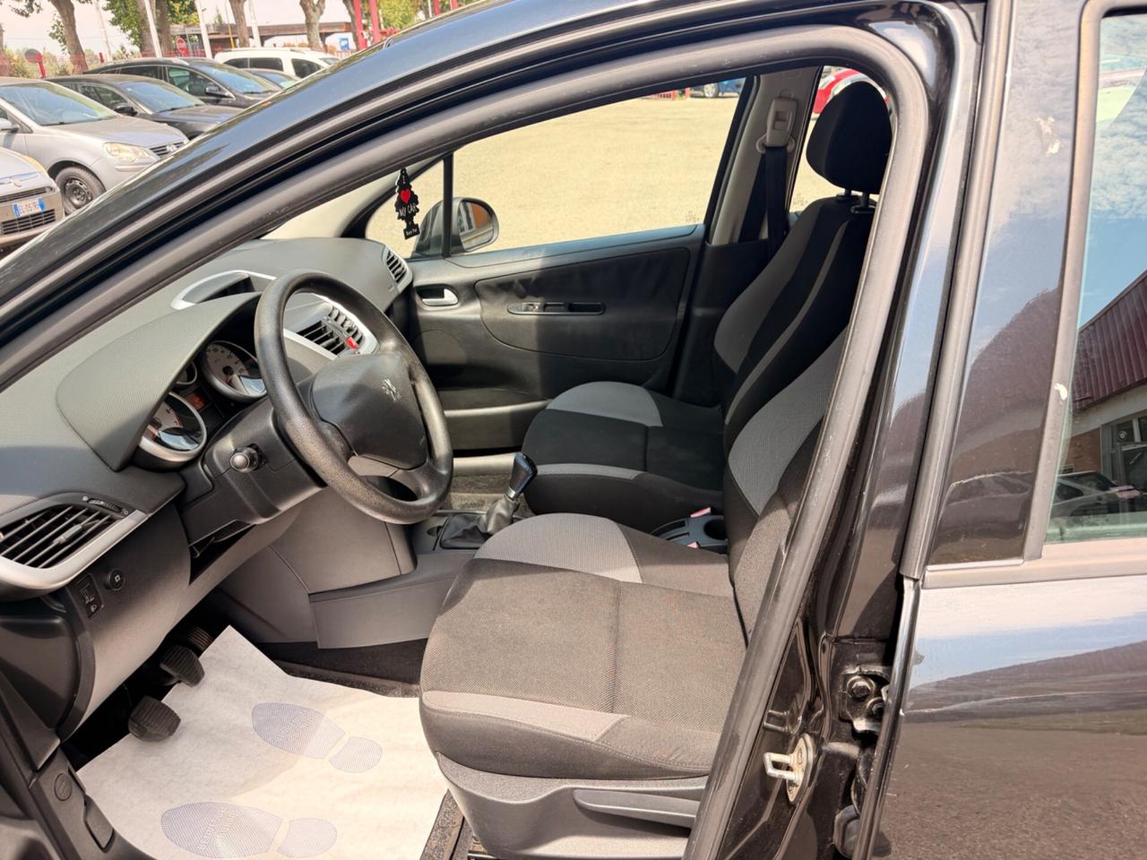 Peugeot 207 1.4 8V 75CV 5p. Energie Sport ECO GPL