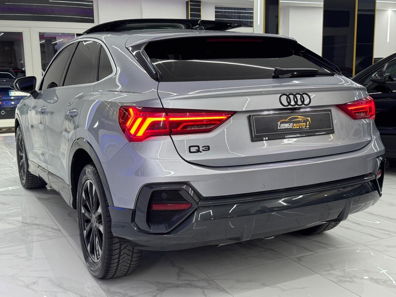 Audi Q3 150Cv S-Tronic S-Line Iper Full Iva e.