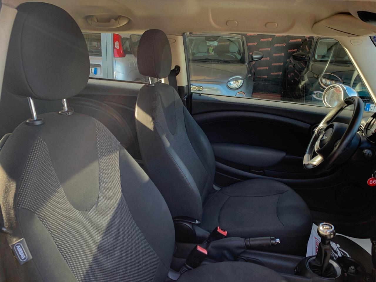 Mini 1.6 16V One (72kW)