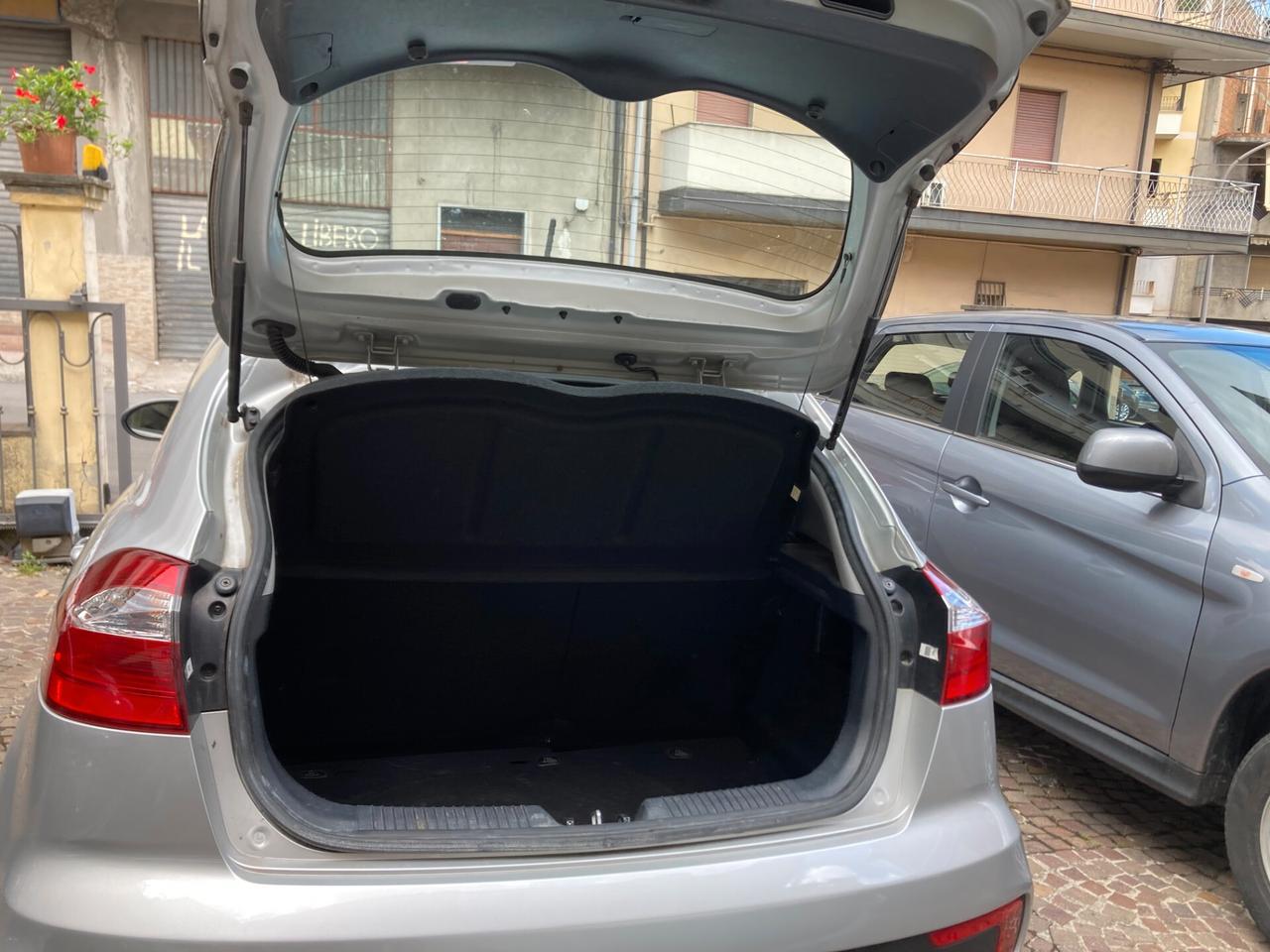 Kia Rio 1.1 CRDi 5 P OK neopatentati