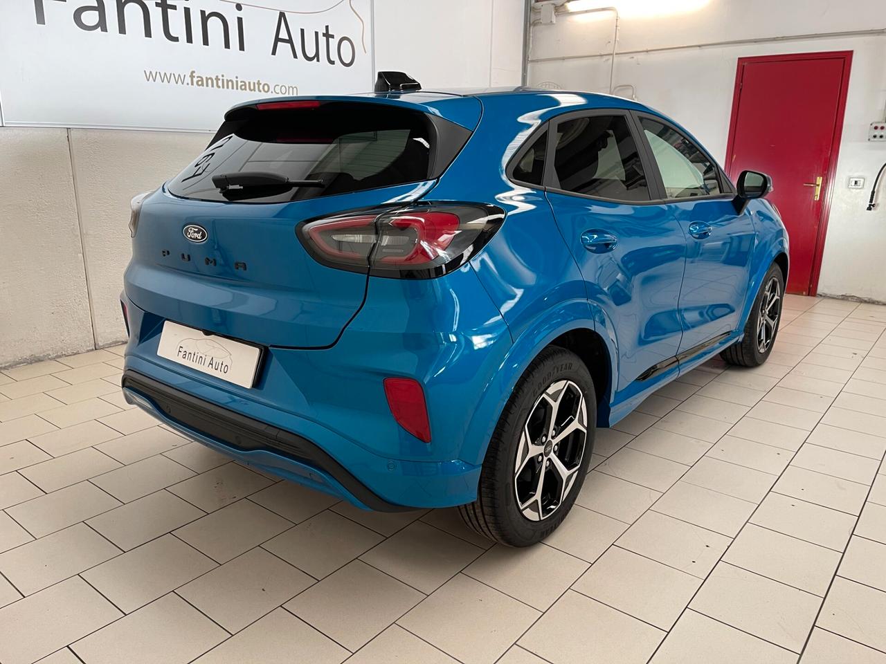 Ford Puma ST-Line 1.0 125cv hybrid-LEGGI SOTTO