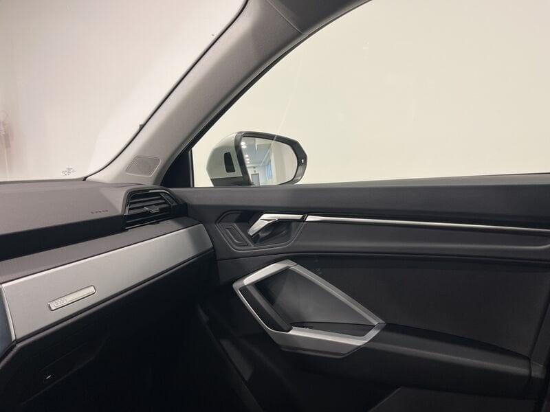 Audi Q3 SPORTBACK 35 TDI S TRONIC S LINE
