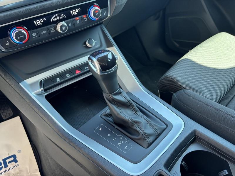 Audi Q3 35 1.5 tfsi mhev Business Advanced s-tronic