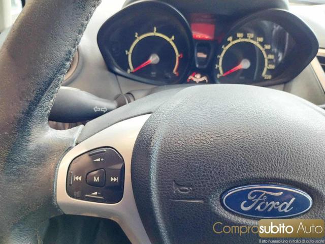 FORD Fiesta + 1.4 TDCi 68CV 3 porte