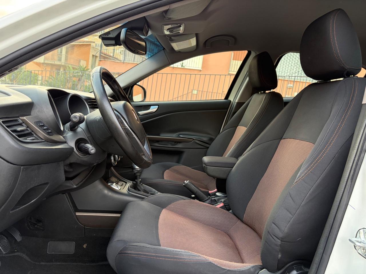 Alfa Romeo Giulietta 1.6 JTDm distictive ideale per neopatentati