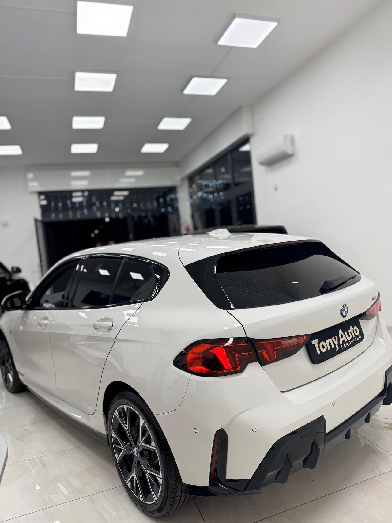 Bmw 118 118d MSport design LUCI SOFFUSE,APPLE CARPLAY,TELECAMERA.NAVI,GARANZIA UFFICIALE 24 MESI