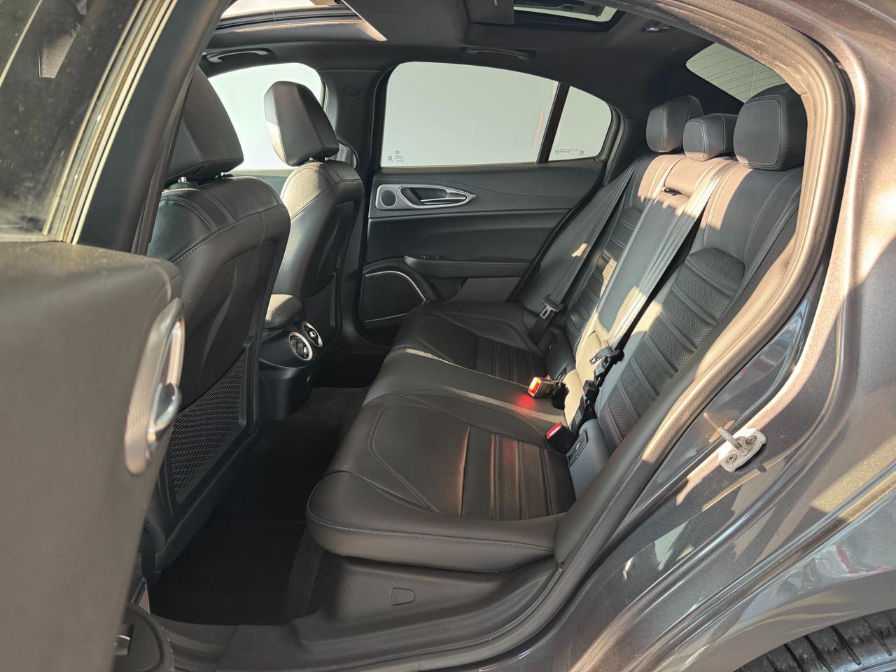 Alfa Romeo Giulia 2.0 T 280cv AT8 Q4 Veloce Tetto Apribile