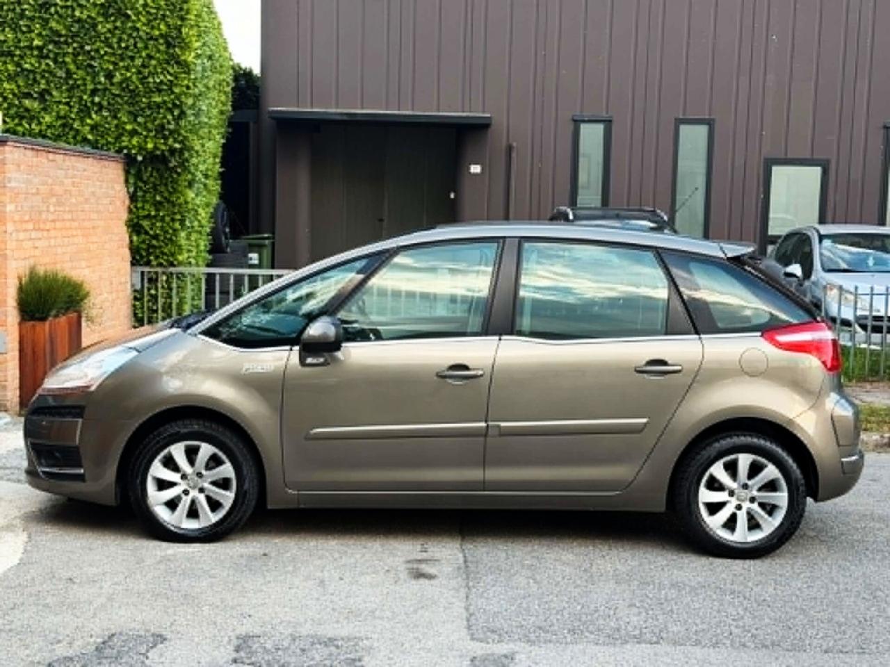 Citroen C4 Picasso 1.6 HDi 110-189.000km-Garanzia-2010