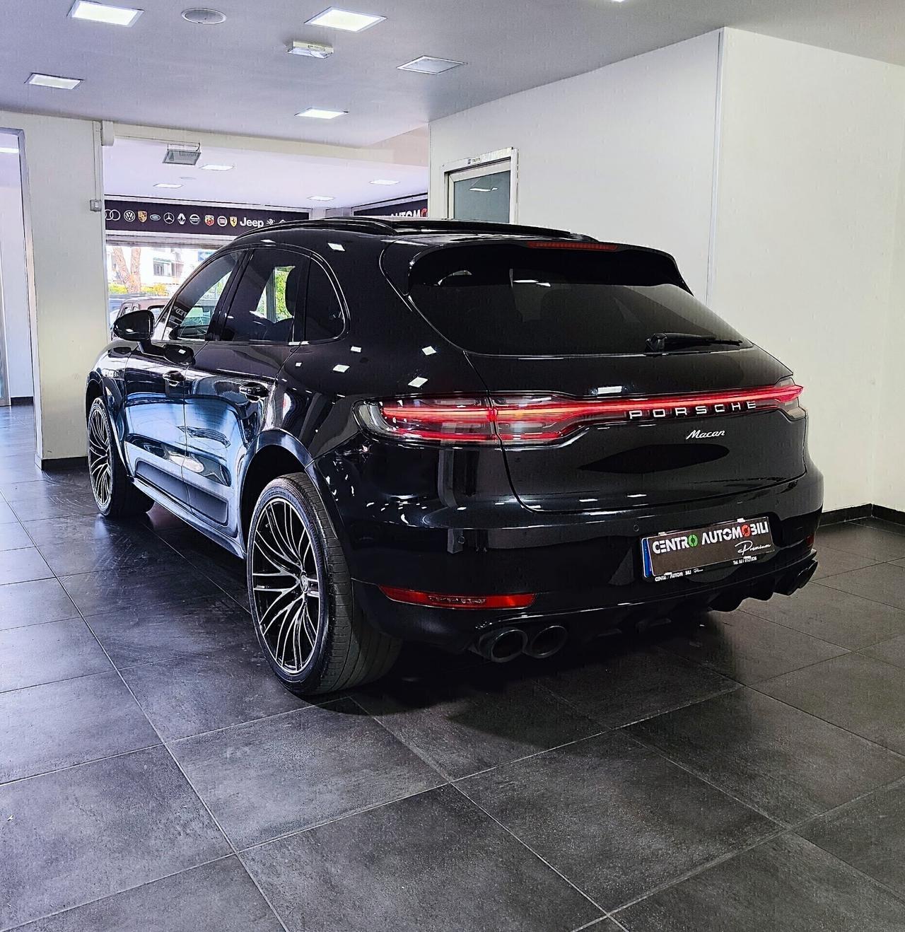 Porsche Macan 2.0 245cv Tetto Led