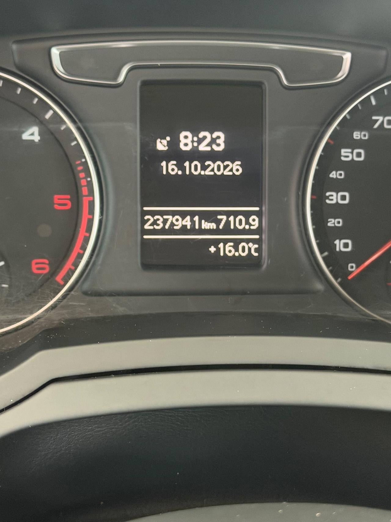 Audi Q3 2.0 TDI 120 CV S tronic Business