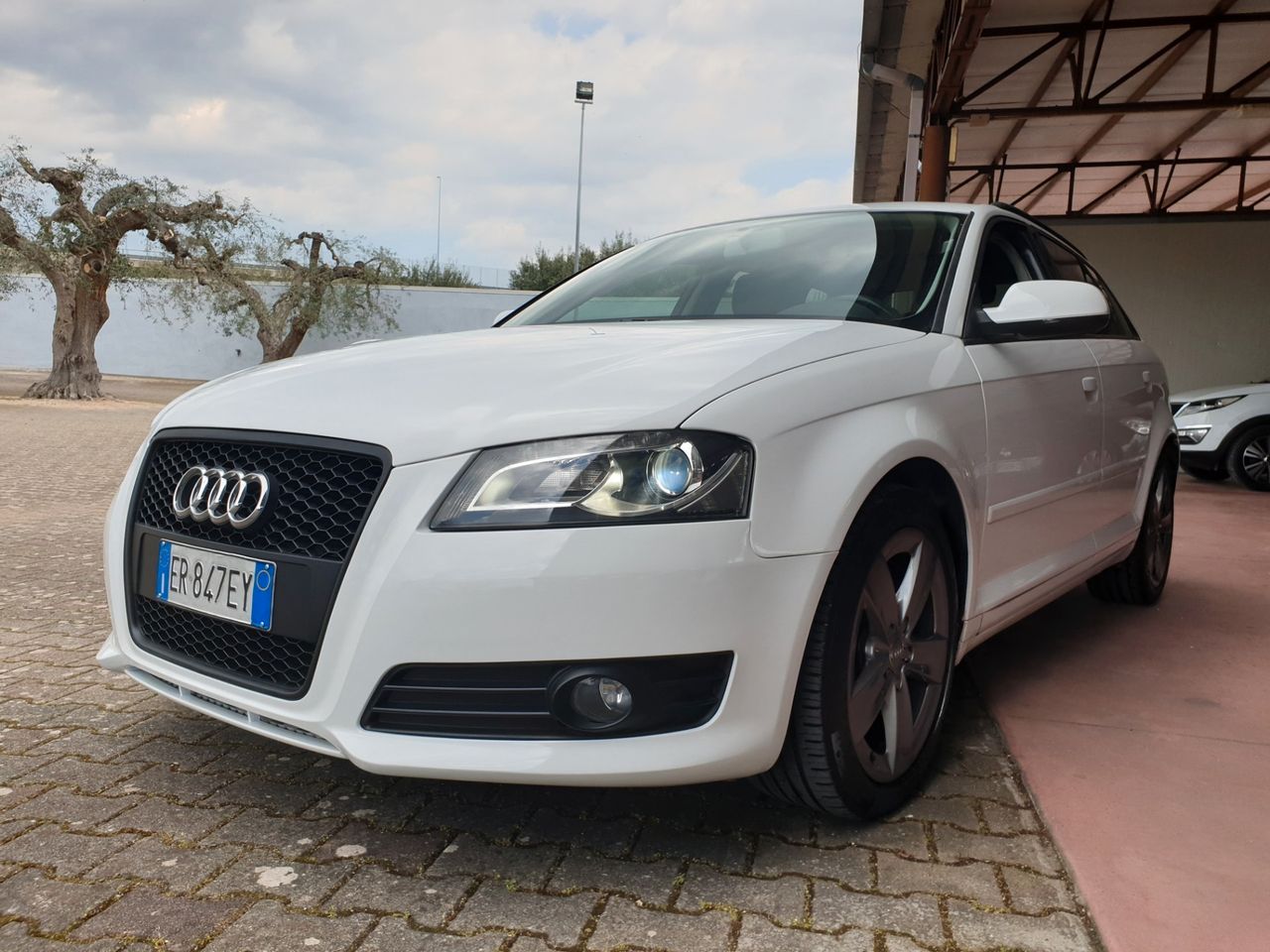 Audi A3 SPB 1.6 TDI 105 CV LED/XENON