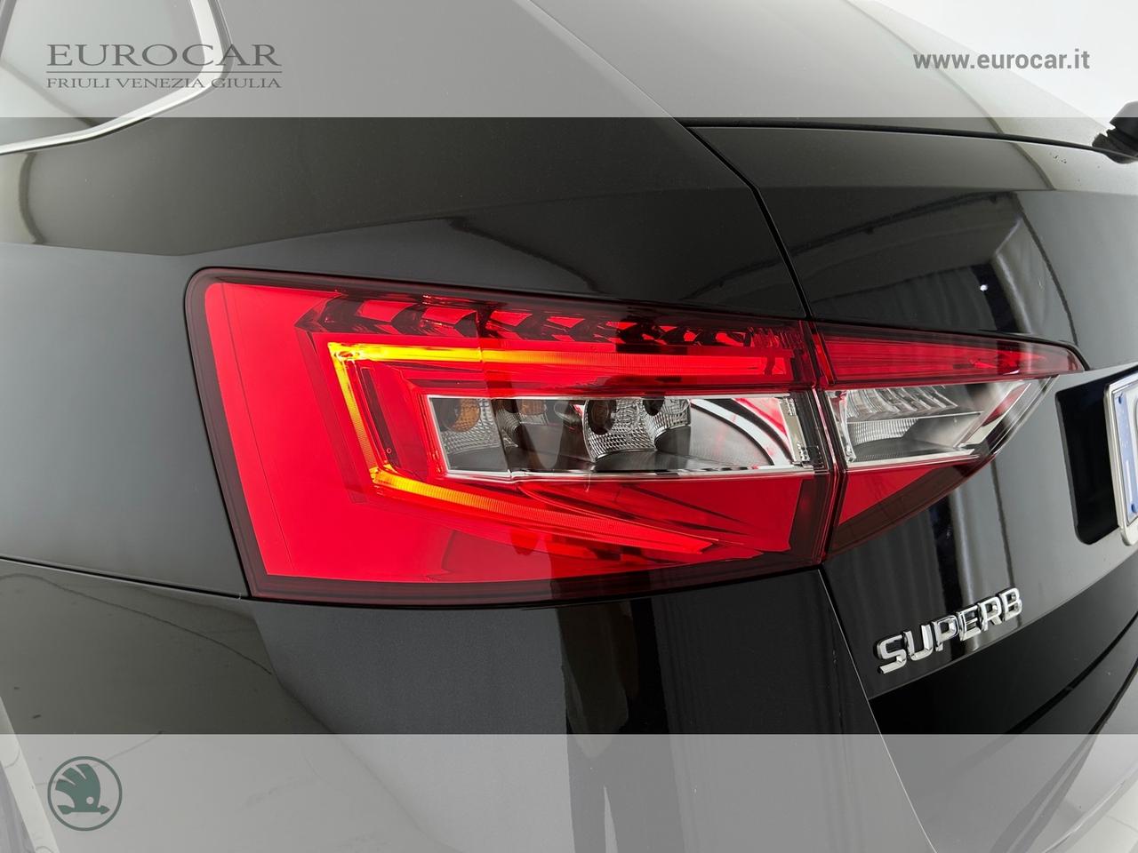 Skoda Superb wagon 2.0 tdi evo executive 150cv dsg