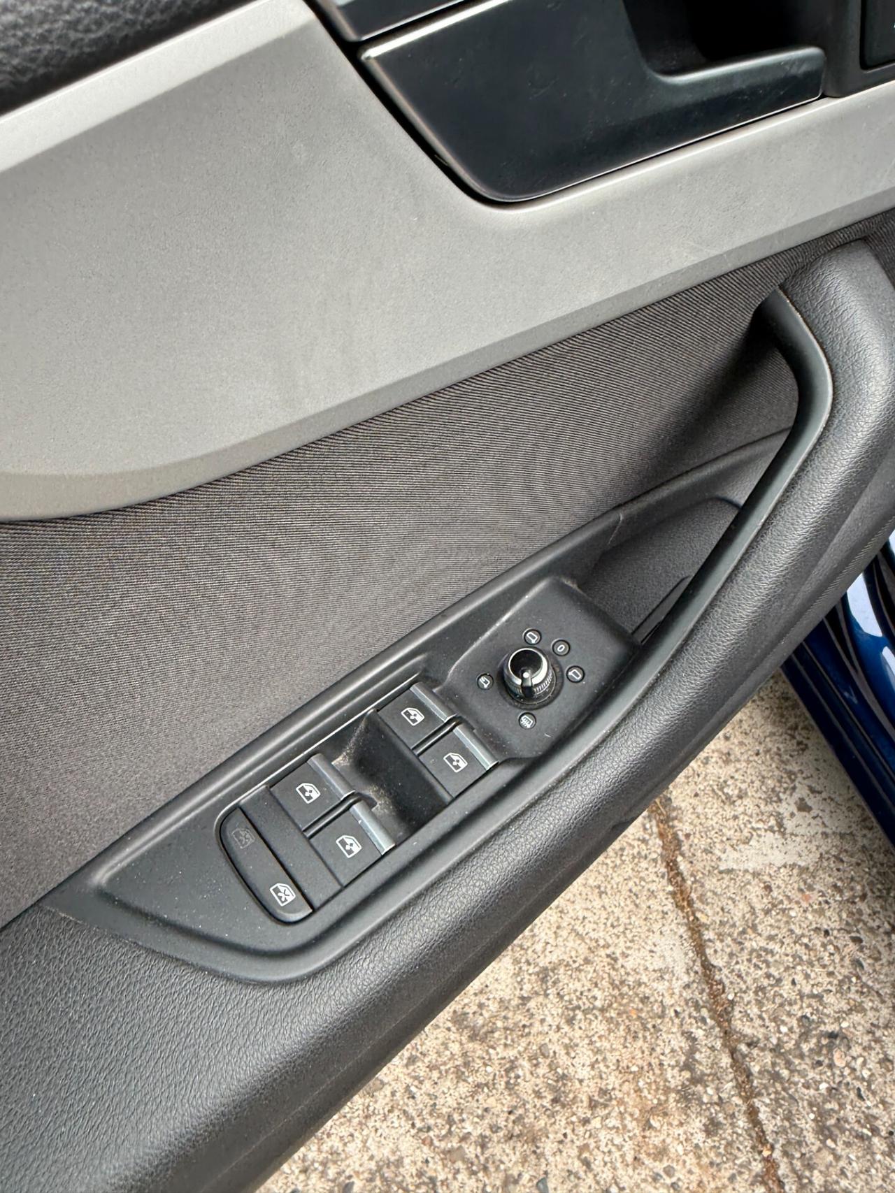 Audi A4 Avant 40 TDI quattro S tronic S line edition