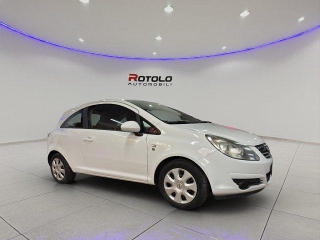 OPEL Corsa 1.2 3 porte Sport