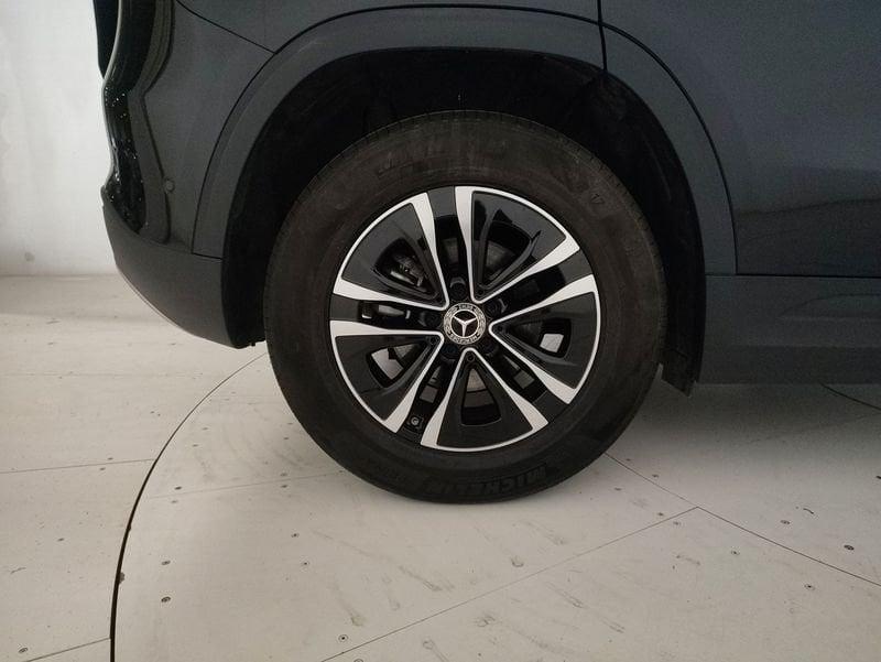 Mercedes-Benz GLA 180 d Advanced auto