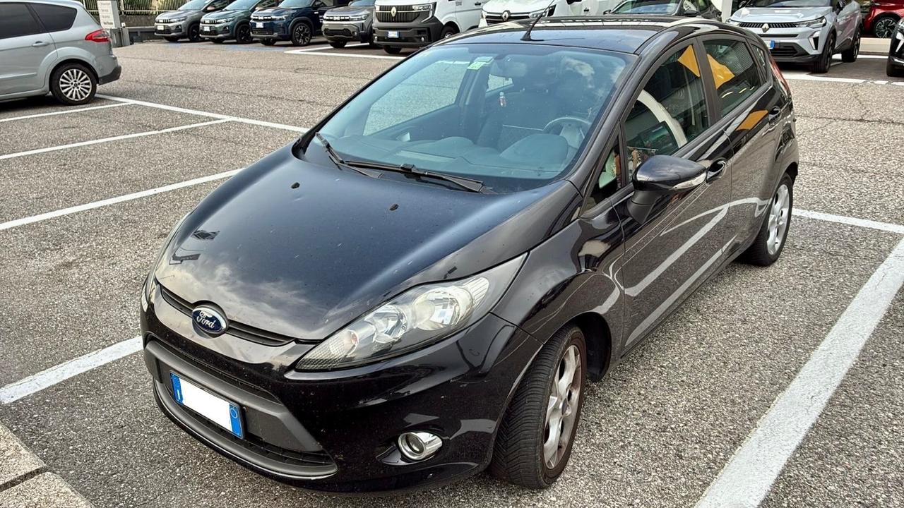 Ford Fiesta Ikon 1.4 16V 5p.Bz.- GPL Business
