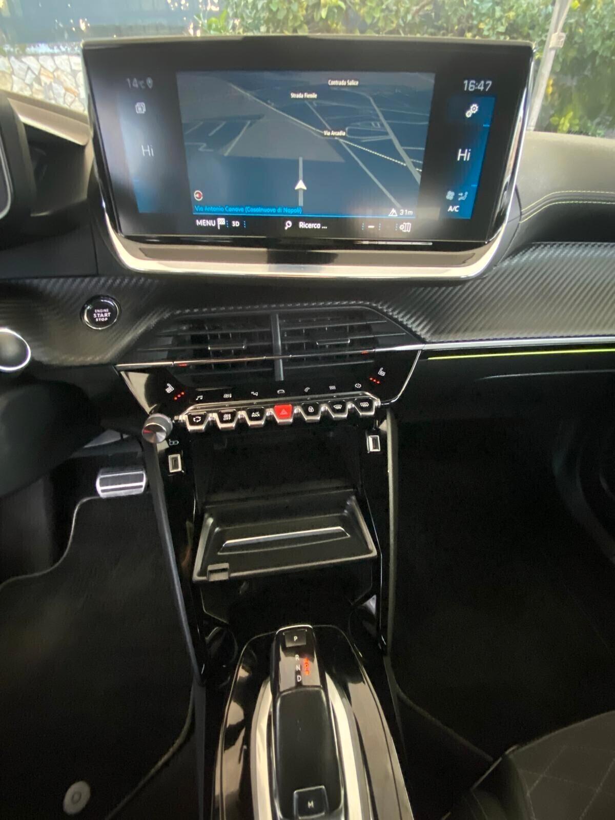 Peugeot 2008 BlueHDi 130 S&S EAT8 GT