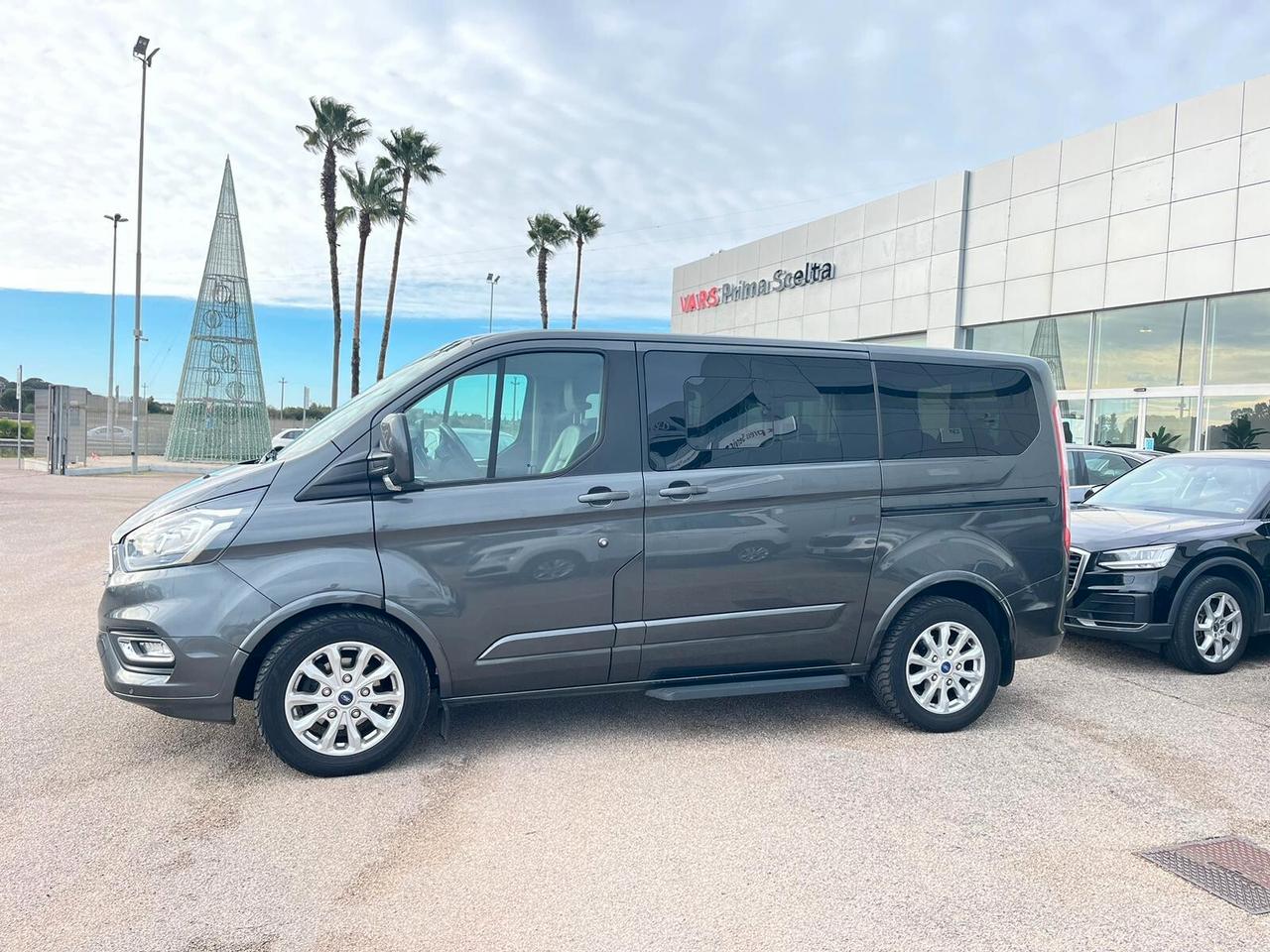 Ford Tourneo Custom 310 2.0 TDCi 170CV PC Titanium