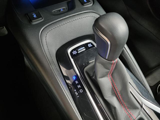 TOYOTA Corolla 2.0 Hybrid GR SPORT