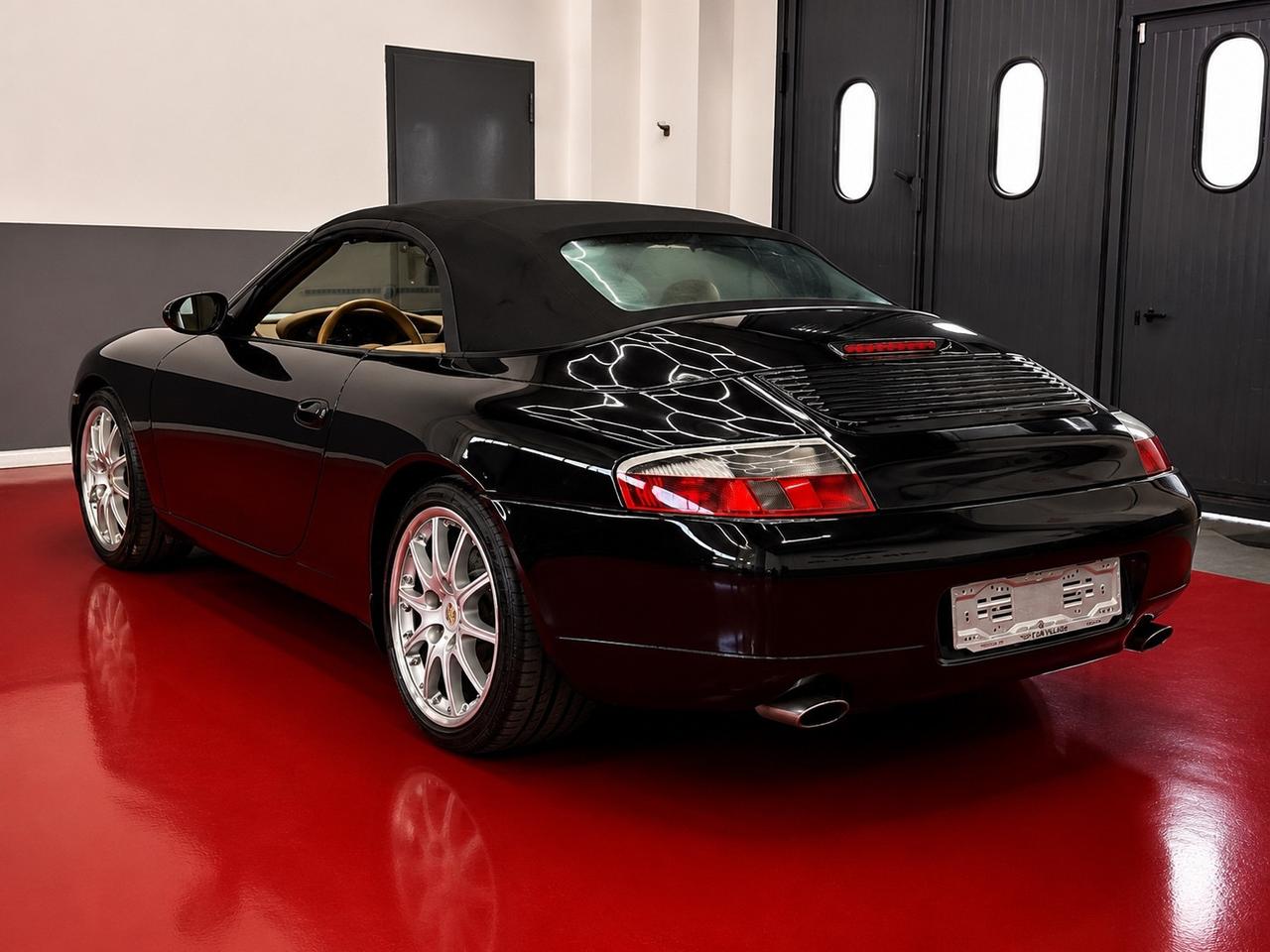 Porsche 911 Carrera cat Cabriolet