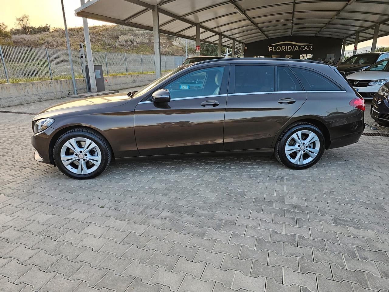 MERCEDES C250 4MATIC 07/2015