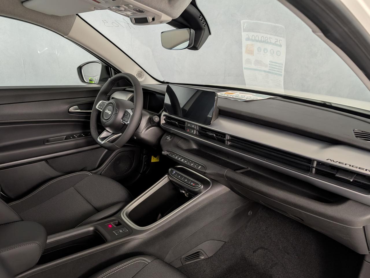 Jeep Avenger 1.2 Turbo E-Hybrid 110cv eDCT6 Altitude