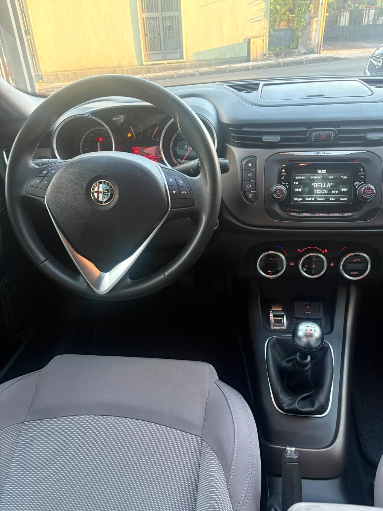 Alfa Romeo Giulietta 1.6 JTDm-2 105 CV Exclusive