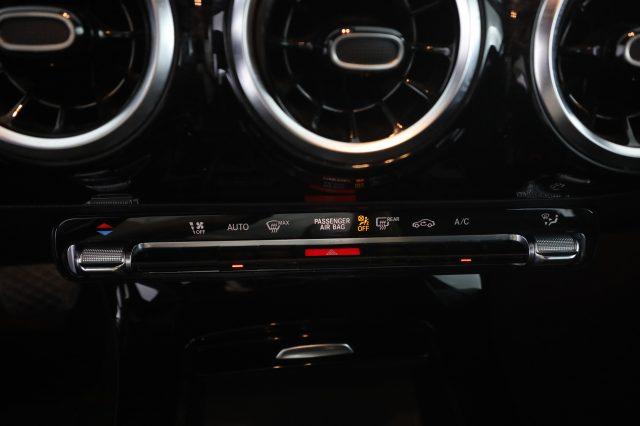 MERCEDES-BENZ A 180 A 180 d Automatic Business Extra