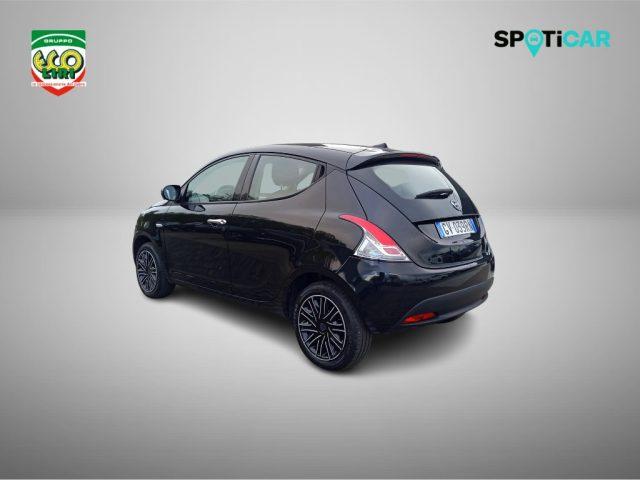 LANCIA Ypsilon 1.0 FireFly 5 porte S&S Hybrid Gold