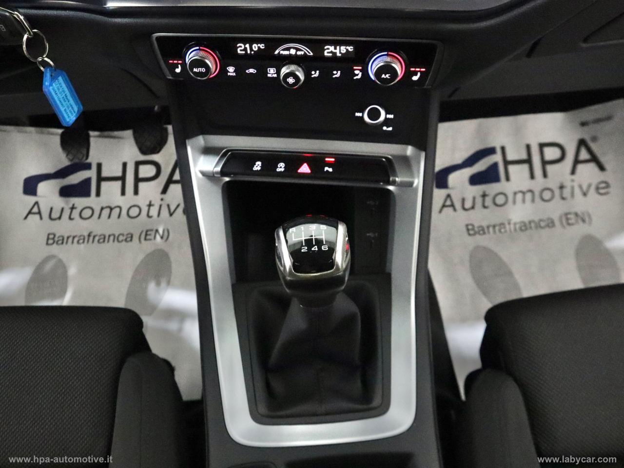 AUDI Q3 150CV S-LINE RETROCAMERA BLACK EDITION